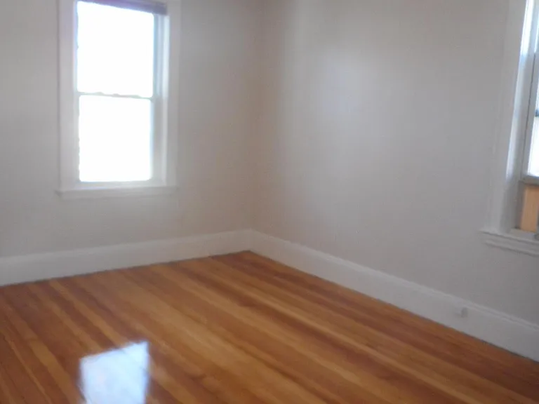 58 Lithgow St #3 — Photo 3