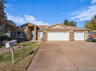 751 E Majestic Dr, Washington, UT 84780