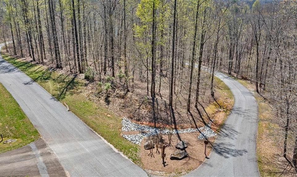 1st image of 253 N Laceola Rd #253