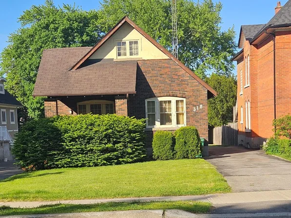 318 Queen St S, Mississauga, ON L5M 1M2