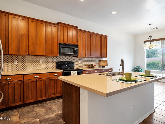 4th image of 13270 W MULBERRY Drive