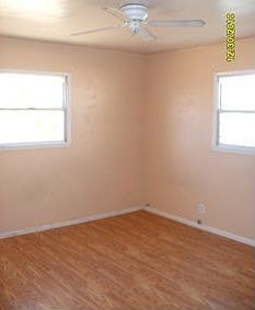 2nd image of 515 W 3rd St