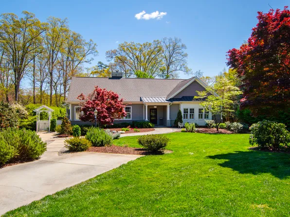 2210 Coley Forest Pl, Raleigh, NC 27607