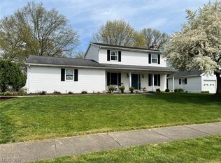 401 Springbrook Dr SE, New Philadelphia, OH