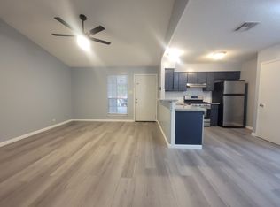 1928 Nicole Cir #B, Round Rock, TX 78664
