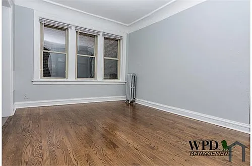 7643 S East End Ave #1W Photo 1