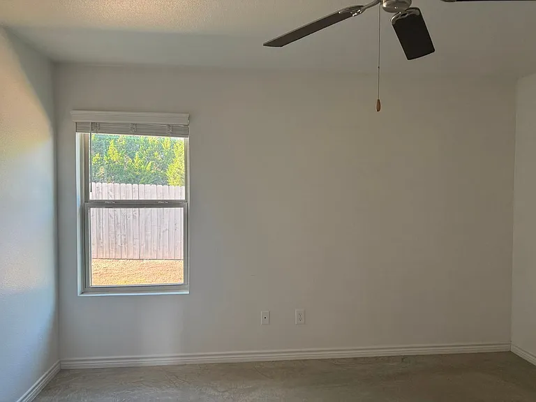 1801 Emma Naylor Ct — Photo 7