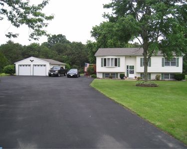 17 N Pemberton Rd, Pemberton, NJ, 08068