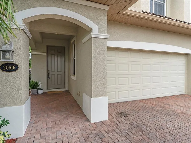 20516 Larino Loop — Photo 3