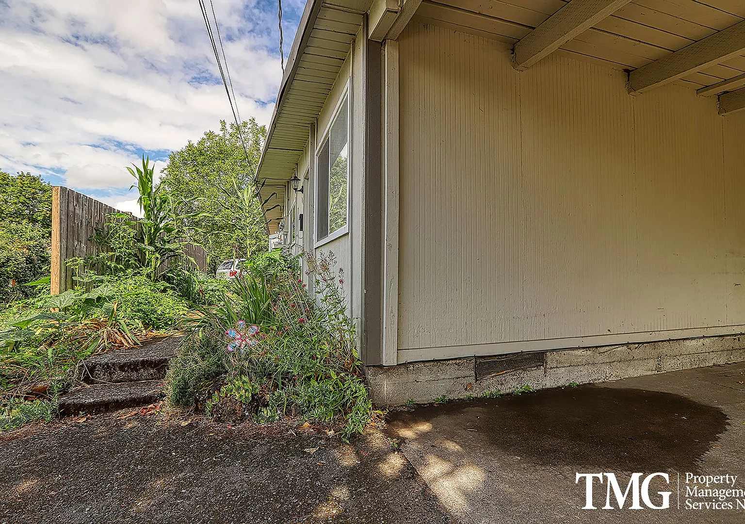 JohnsonD5 — Photo 2