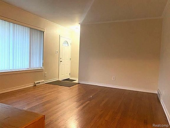 2nd image of 1734 Keats Ave