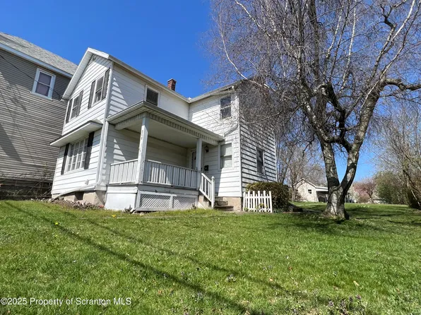 808 E Lackawanna Ave, Olyphant, PA 18447