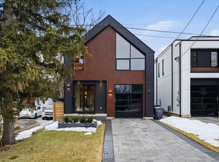 700 Montbeck Cres, Mississauga, ON L5G1P3