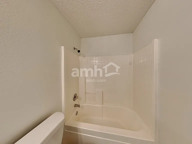 2700 Salado Trl — Photo 14