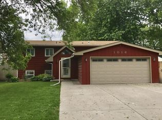 1016 44 1/2 Ave NE, Columbia Heights, MN 55421