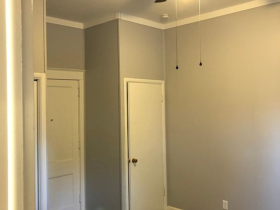 4th image of 1842 Oakland Dr #1