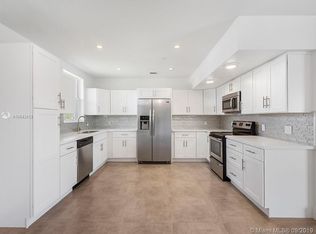 555 E Dania Beach Blvd #1, Dania Beach, FL 33004