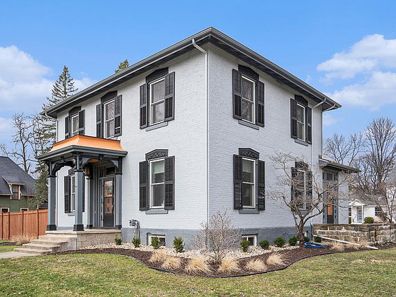 3rd image of 404 W Mansion St
