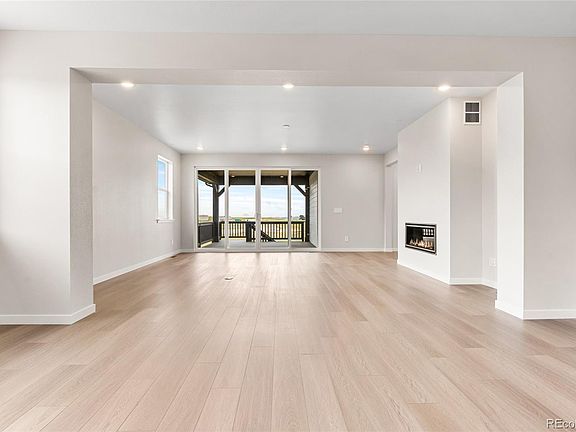 5th image of 39668 Yorktown Terrace