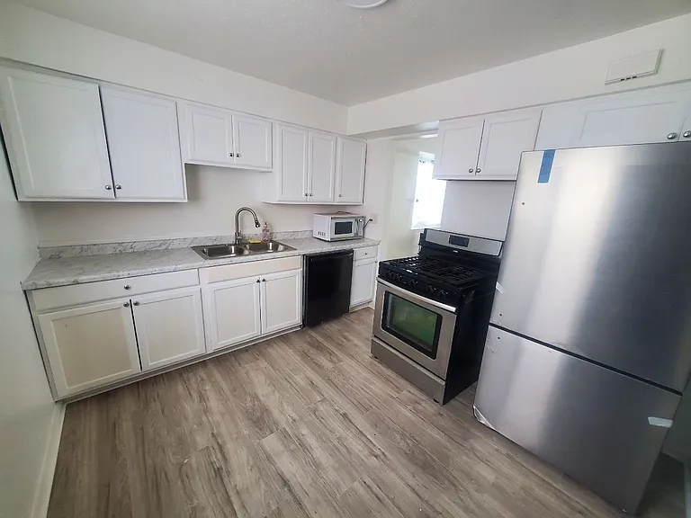 23756 Banbury Cir #15 — Photo 23