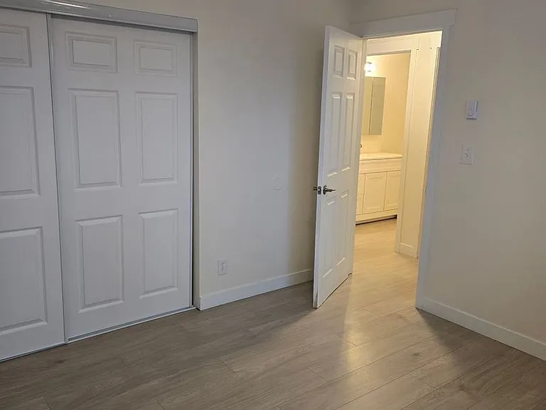 Meadow Creek Apartments — Photo 8