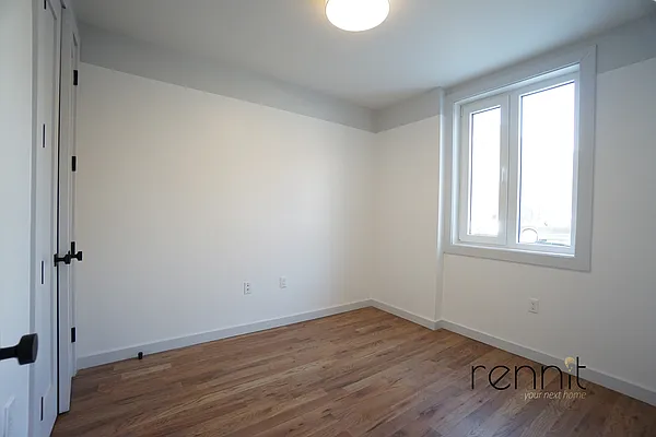 Rented by Rennit Inc. | media 35