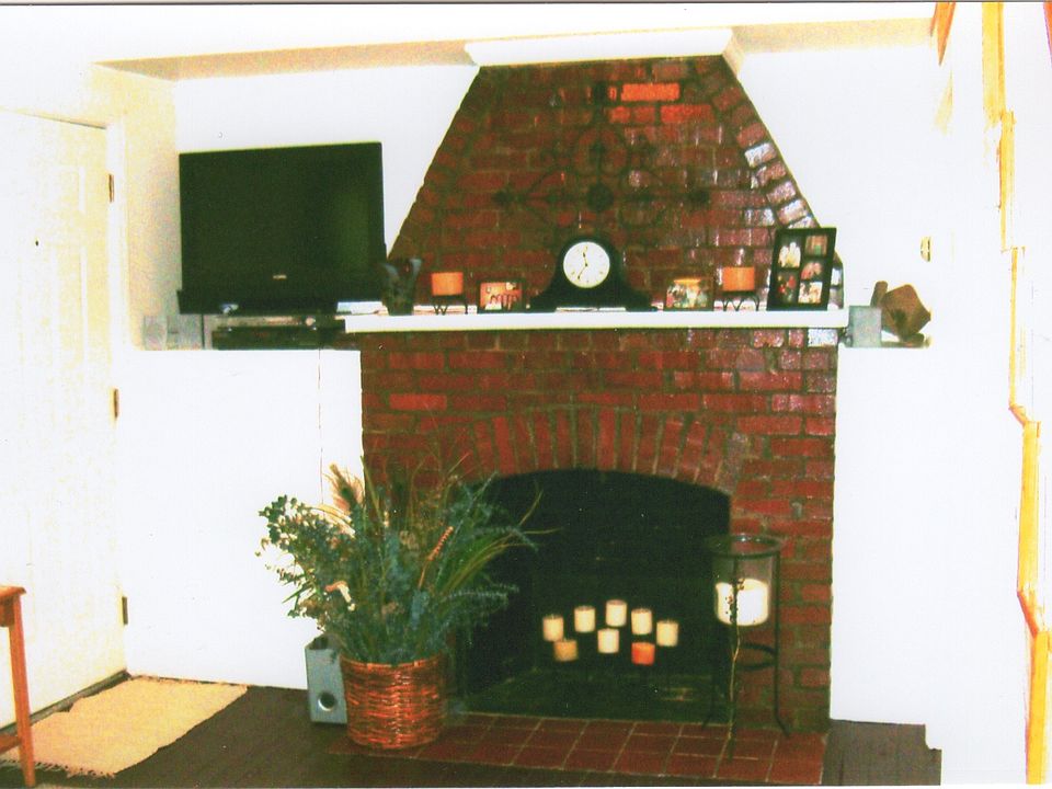 Decorative fireplace area