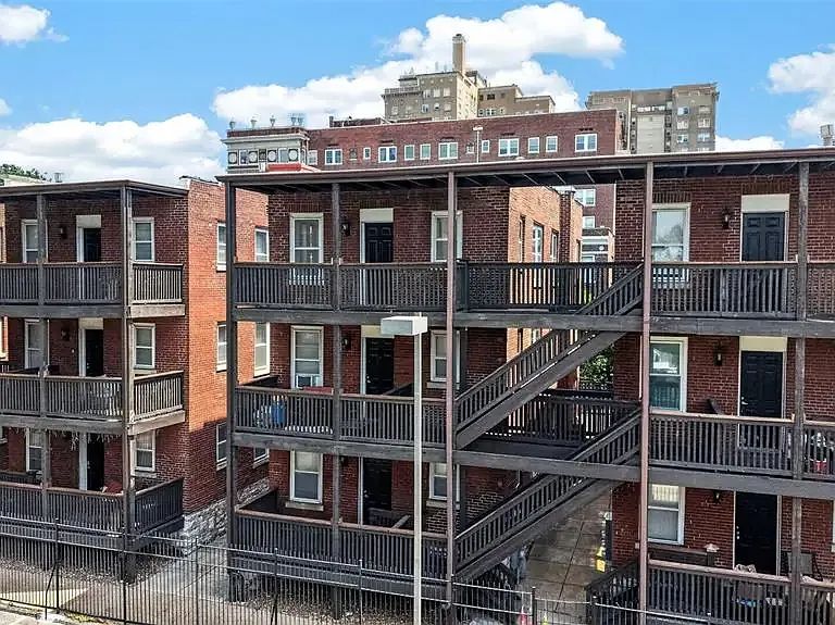 5360 Pershing Ave #6C — Photo 20