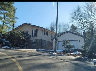 81 Pine Tree Dr, Roaring Gap, NC 28668