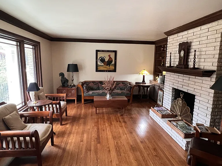 3384 Timber Lake Rd NW — Photo 2