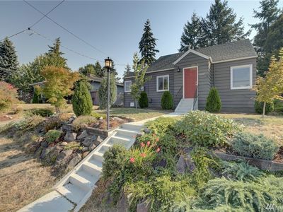 11220 21st Ave SW, Seattle, WA, 98146