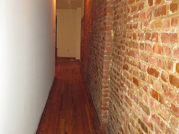 5th image of 200 W 85th St APT 2B