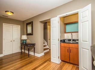 98 Buttles Ave APT D, Columbus, OH 43215