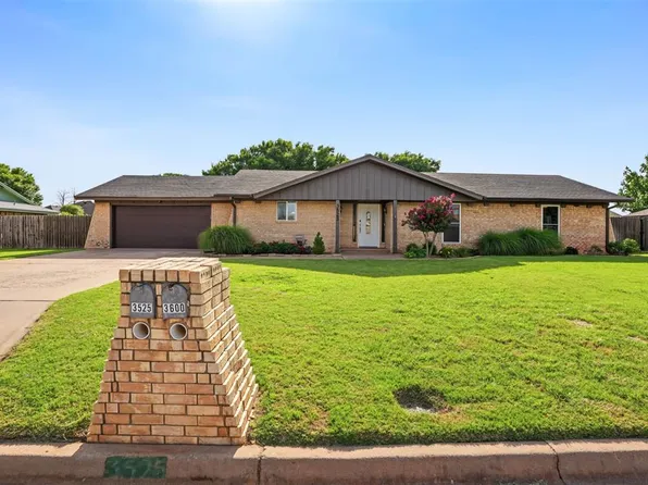 3525 Trail Dr W, Altus, OK 73521