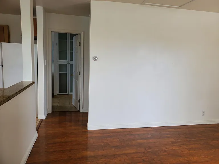 2234 Delaware Ave #A — Photo 17