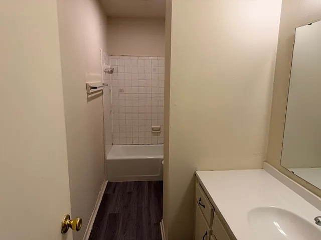 6 Hallcox St #B — Photo 7