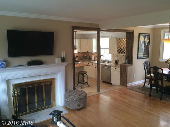 5th image of 3616 Rose Ln