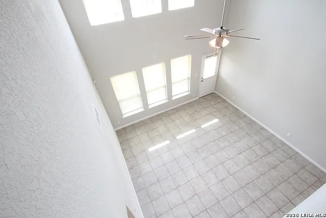 4623 Acclaim Ct — Photo 32