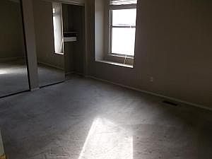 5th image of 4920 Buckthorn Ln