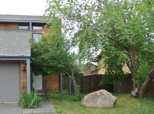 8151 Woodgreen Cir, Anchorage, AK 99518