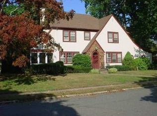 607 Woodland Rd, West Allenhurst, NJ 07711