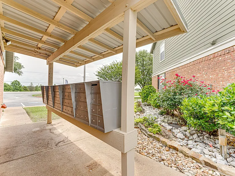 Arbors Of Corsicana — Photo 23