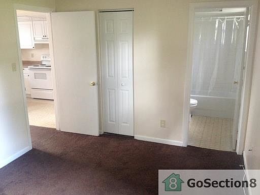 3rd image of 519 N Morgan Ave