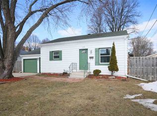 1172 9th St, Green Bay, WI 54304