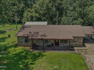 1835 Scotland Rd, Bentonia, MS 39040