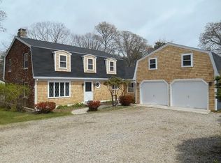 2 Rolling Acres Ln, East Falmouth, MA 02536