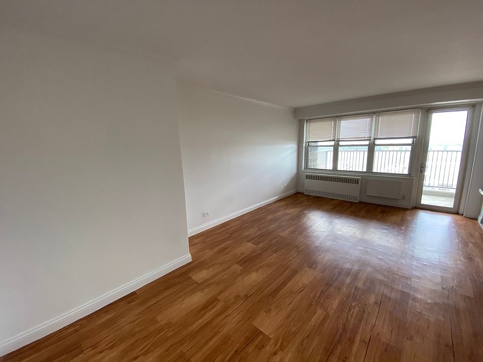 1st image of 747 10th Ave APT 28J