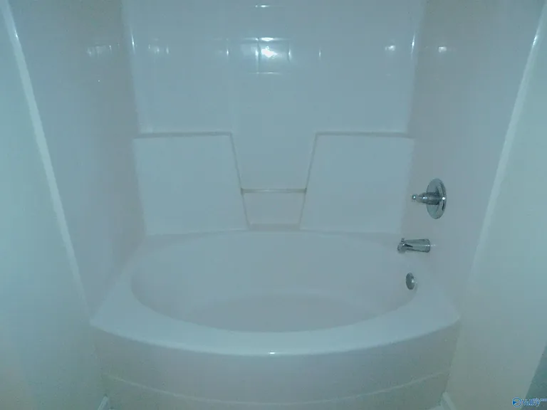 130 Lockport Dr — Photo 16