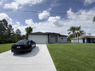 2809 Darlene Pl, Lehigh Acres, FL 33971