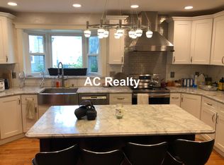 18 Meridian Pkwy #1, Malden, MA 02148